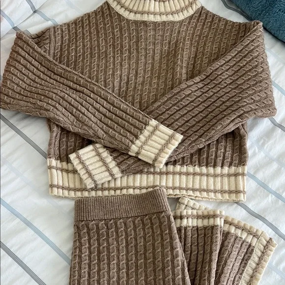 Worn Once Revolve Sweater Set - Picture 1 of 3